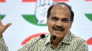 ममता को अब कांग्रेस की जरूरत पड़ रही।