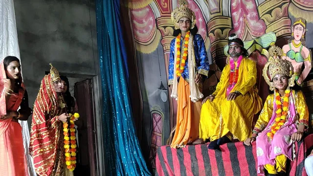 1927 में थानेदार के 5 रुपये के चंदे से शुरू हुई थी यह अनोखी रामलीला, 100 साल बाद भी थाना प्रभारी निभा रहे हैं परंपरा
