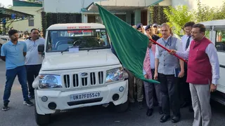 विशेषज्ञों का दल रवाना।