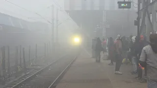 कोहरे के मद्देनजर रेलवे ने की तैयारी। (प्रतीकात्मक फोटो)