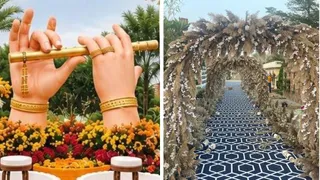 वृंदावन में डेस्टिनेशन वेडिंग के लिए रिजार्ट्स में इस तरह की सजावट की गई है।