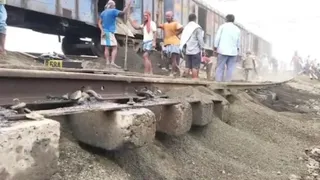 Malda Railway Division साहिबगंज–बड़हरवा रेलखंड पर मार्ग ठप।