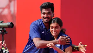साहिल राजेश जाधव और चिकिता तनिपर्थी