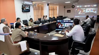 डीजीपी ने एसीपी, एमएसीपी व मालखाना से संबंधित लंबित मामलों की समीक्षा में दिया निर्देश।