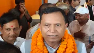 एनके यादव ने कोसी स्नातक सीट से भरा पर्चा