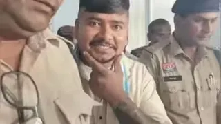 सजा के बाद साहू मुस्कुराते हुए बाहर आया, वीडियो सोशल मीडिया पर वायरल।