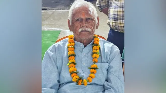 8 साल तक जेल में लिखी रामायण; अच्छे बर्ताव पर राज्यपाल ने माफ कर दी रिटायर्ड पोस्टमास्टर की उम्रकैद की सजा