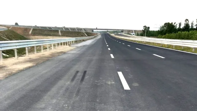 हलगोया से हरिद्वार 51 KM सिक्सलेन हाईवे को लेकर आया बड़ा अपडेट, इस दिन से फर्राटा भरेंगी गाड़ियां
