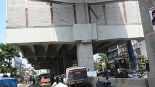 प्रतापपुरा पर बन रहा मेट्रो स्टेशन।