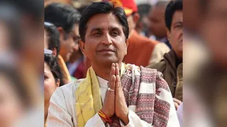 पश्चिमी यूपी से कुमार विश्वास की दावेदारी मजबूत।
