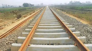 बिलासपुर में बिछाई जा रही ब्रॉडगेज रेलवे लाइन। जागरण आर्काइव