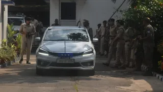 गुरुवार को डीजीपी तदाशा मिश्रा ने बिष्टुपुर स्थित एसएसपी डॉ. एहतेशाम वकारिब के आवास पर एक उच्चस्तरीय समीक्षा बैठक की।