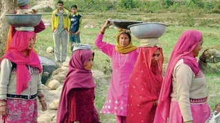 जम्मू-कश्मीर में सिर्फ 77,512 परिवारों को मिला पूरा काम। (फाइल फोटो)