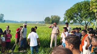 सुबह खेत में मिले दोनों के शव