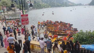 कारोबारियों को ऑटम सीजन के अच्छा चलने की उम्मीद।