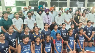 ‘खेडां वतन पंजाब दियां’ सीजन-4 के उद्घाटन अवसर पर खिलाड़ियों के साथ विधायक।