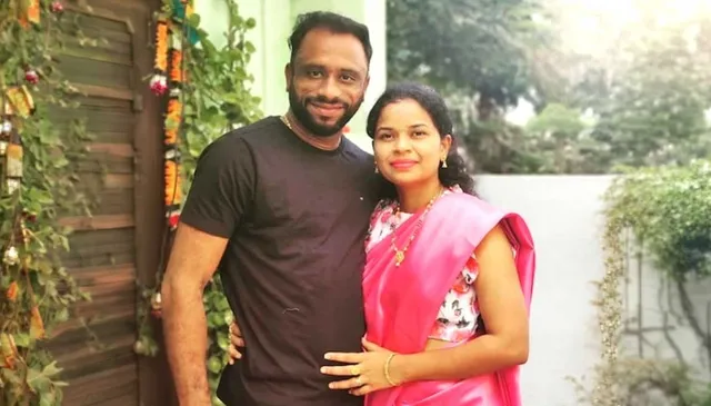 आंध्र प्रदेश: जली हुई ‘बाइक’ ने खोला राज, पत्नी ने ही रची थी बीजेपी नेता के हत्या की खौफनाक साजिश: आंध्र प्रदेश: जली हुई ‘बाइक’ ने खोला राज, पत्नी ने ही रची थी बीजेपी नेता के हत्या की खौफनाक साजिश: