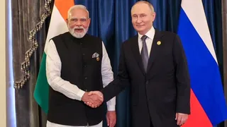 रूसी राष्ट्रपति पुतिन ने पीएम मोदी की जमकर तारीफ (फोटो: सोशल मीडिया))