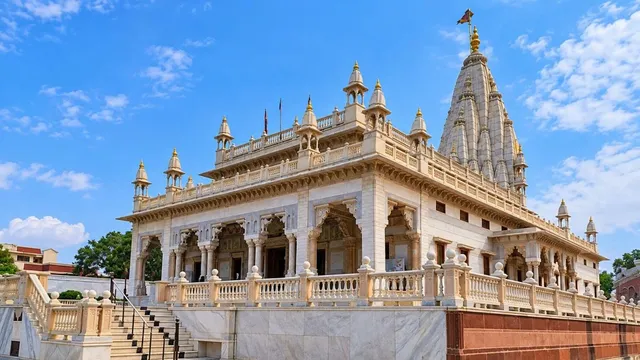 फिरोजाबाद जैन मंदिर का कायाकल्प: 1.28 करोड़ से 80% काम पूरा, 42 फीट ऊंची बाहुबली प्रतिमा है मुख्य आकर्षण