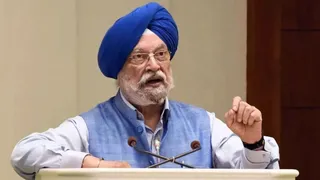 किसानों को अन्नदाता से ऊर्जादाता बनाने का लक्ष्य (हरदीप पुरी- फाइल फोटो)