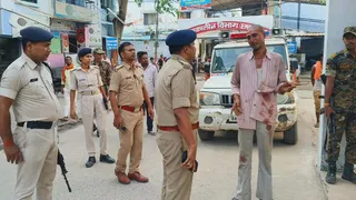 दोस्तों ने युवक को मारी गोली