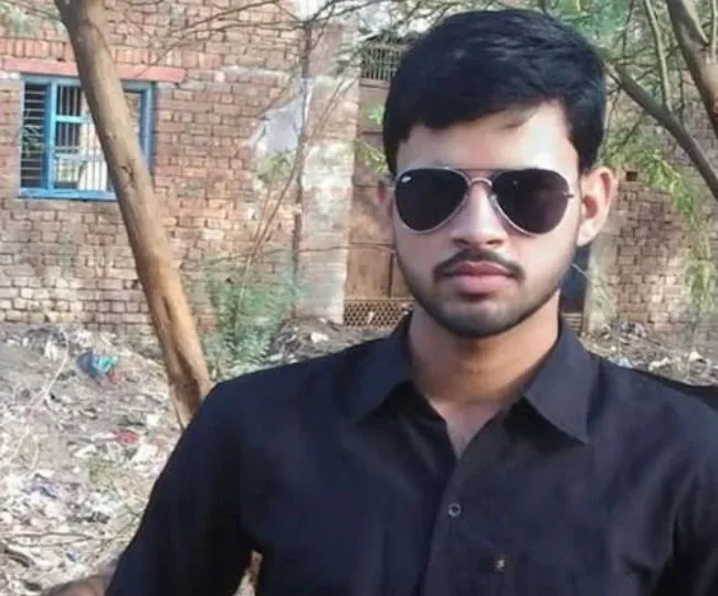 husband killed wife agra small