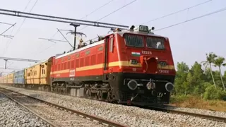 नवरात्र में स्पेशल ट्रेन के अतिरिक्त फेरे; राजधानी में भी बढ़ेंगी सीटें। (फाइल फोटो)