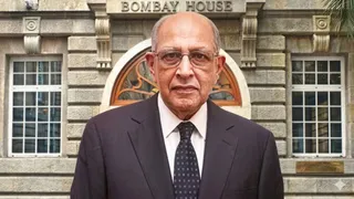 अब टाटा ट्रस्ट के वाइस चेयरमैन ने उठाए ट्रस्ट के कामकाज पर सवाल
