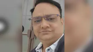 KGMU के नर्सिंग अधीक्षक को तलाशने में जुटी पुलिस।