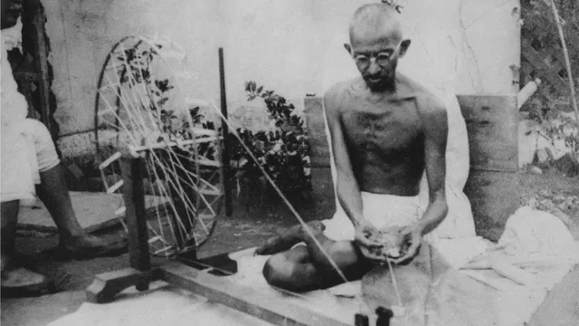 विचार: गांधी के मार्ग से भटकने के दुष्परिणाम