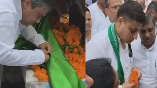 पार्टी के झंडे में लिपटा पार्थिव शरीर, नम आंखों से दी विदाई