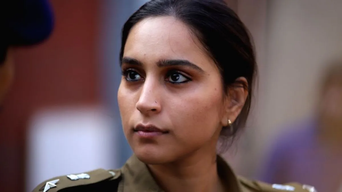 zoya hussain (2)