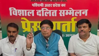 प्रेस कांफ्रेंस में सम्मेलन की जानकारी देते राष्ट्रीय महासचिव रामजीलाल सुमन।