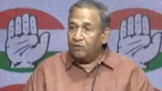 तीन बार कैबिनेट मंत्री रहे मथुरा के दिग्गज नेता पंडित श्याम सुंदर शर्मा ने कांग्रेस में वापसी कर ली