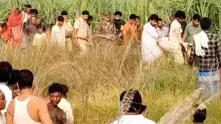 खेत से शव की बरामदगी। फोटो जागरण