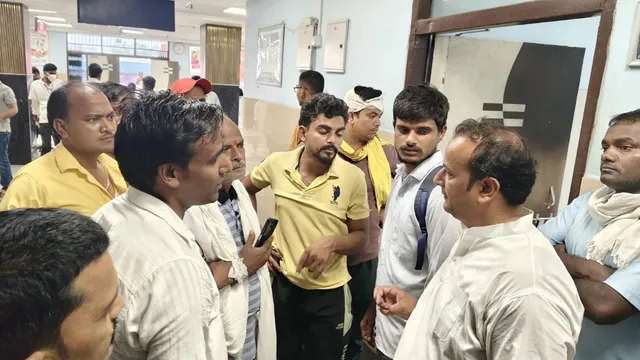 खेत-खलिहान नहीं, भोजपुर के रेलवे स्टेशन पर सांप ने डसा; ट्रेन का इंतजार कर रहे 25 वर्षीय युवक की मौत