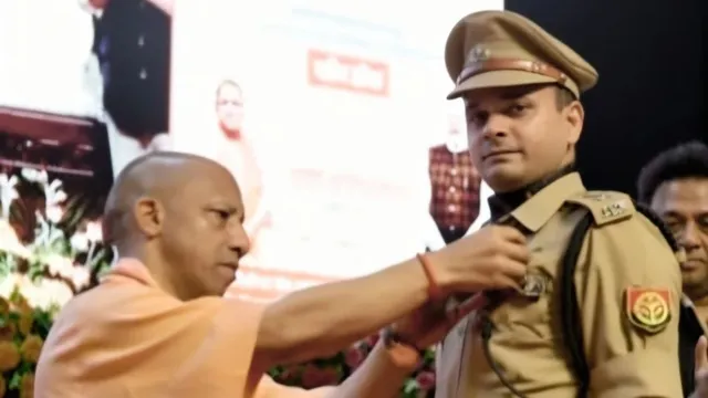 राष्ट्रपति वीरता पदक से सम्मानित हुए एसपी अशोक कुमार मीणा, बरेली एनकाउंटर में दिखाई थी बहादुरी