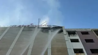 सूरत के अस्पताल में लगी भीषण आग, भर्ती मरीजों में फैली दहशत