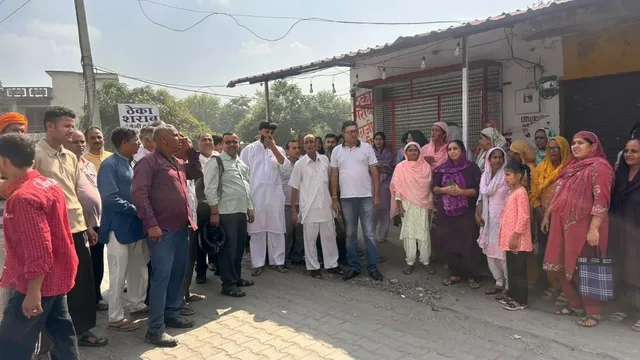 स्कूल-कॉलेज के पास शराब ठेका ठेका खोलने पर फूटा जनाक्रोश, महिलाओं और पंचायत ने खोला मोर्चा
