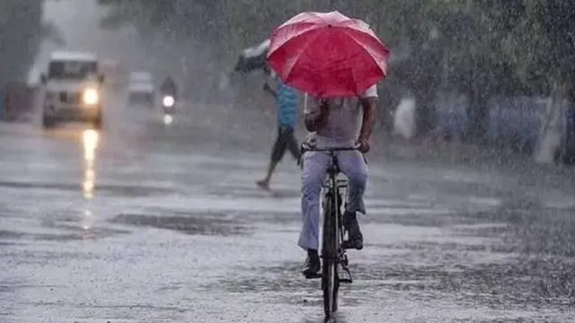 UP Weather: 48 घंंटे बाद फिर बदलेगा मौसम, पूर्वी यूपी में दो दिन बारिश का दौर
