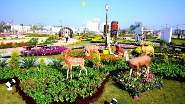 बरेली में भव्य 'रामायण वाटिका' बनकर तैयार, नवरात्र में सीएम योगी कर सकते हैं शुभारंभ