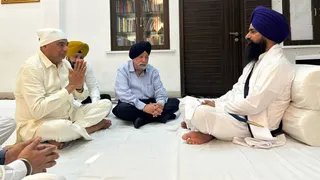 अकाल तख्त साहिब से रामवीर सिंह बिधूड़ी ने मांगी माफी। फोटो जागरण
