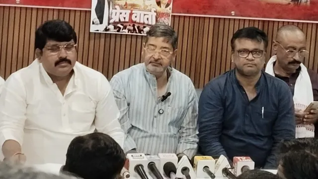समाजवादी पार्टी वाराणसी में ‘लोकतंत्र बचाओ सप्ताह’ में जिला मुख्यालय पर करेगी धरना-प्रदर्शन, बताई पार्टी की आगामी रणनीति