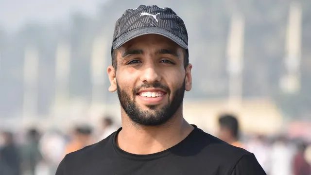 ओलंपिक में पिता जीतना चाहते थे मेडल, सपना पूरा न हुआ तो बेटे को बनाया पहलवान; एशियन गेम्स में चरखी दादरी के सुजीत ने गाड़ा झंडा

