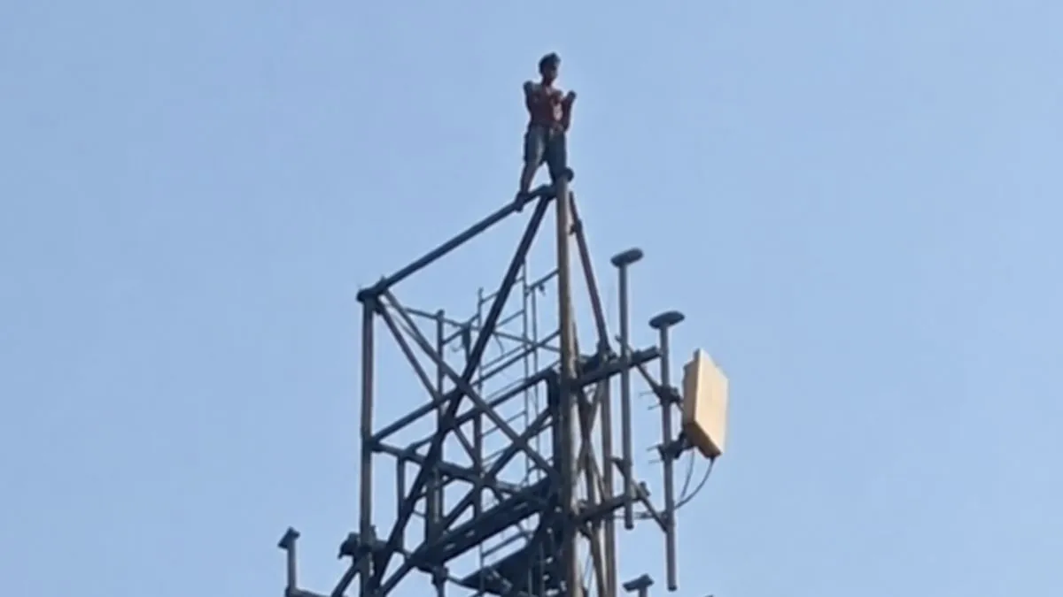 yuvak-tower-hapur