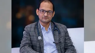 डा. उद्भव मिश्रा की फाइल फोटो। सौ. स्वयं