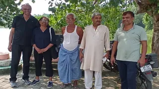 कनाडा की चौथी पीढ़ी ने 155 साल बाद बलिया में खोजी अपनी पैतृक जड़ें।
