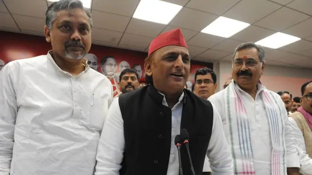 अखिलेश के 'महारथी' आकाश अग्रवाल और शशांक यादव कल करेंगे नामांकन: पार्टी का 'वोट बचाओ-देश बचाओ' अभियान 8 को
