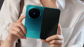 7000 mAh बैटरी वाला Vivo का नया फोल्डेबल 5G फोन, 200MP कैमरा और 8.02 इंच की डिस्प्ले भी