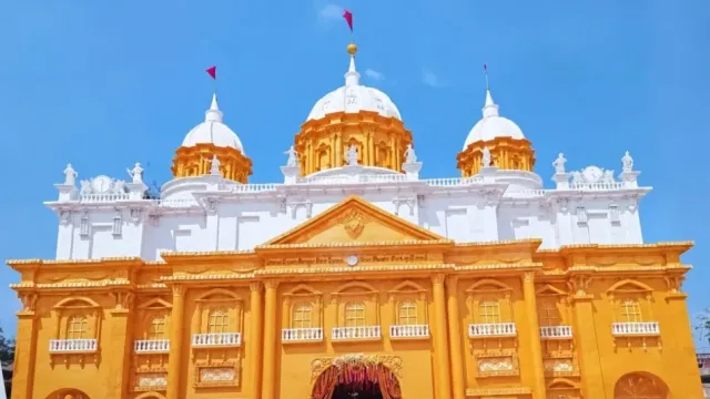 झारखंड: रजरप्पा में दिखेगा इटली के वेटिकन सिटी का नजारा, ₹8 लाख की लागत से बनेगा 51 फीट ऊंचा दुर्गा पंडाल  
